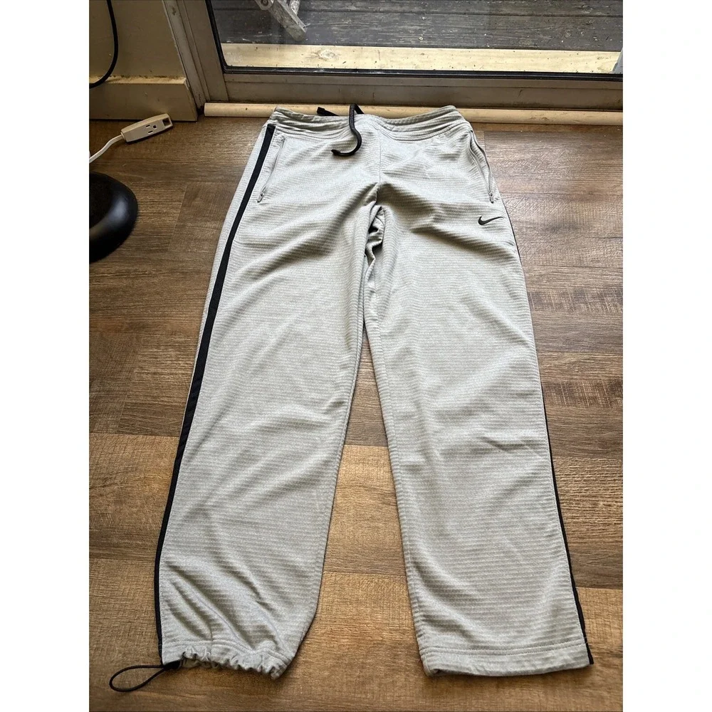 Nike KO Thermal Pants Mens Med Gray Therma Fit Fleece Sweats Drawstring 575106